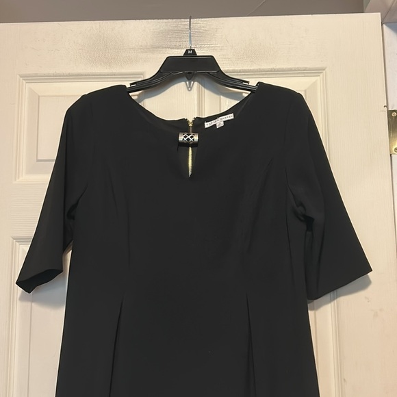 Sandra Darren Dress Size 10 Black - Picture 2 of 9